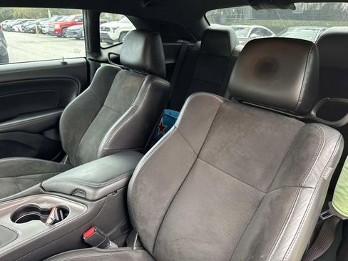 Used 2023 Dodge Challenger R/T w/ Plus Package image 12