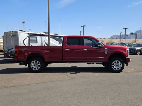 Used 2018 Ford F350 Platinum w/ Platinum Ultimate Package AWD/4WD image 4