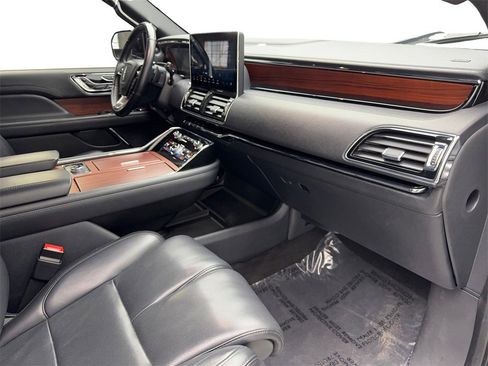 Used 2023 Lincoln Navigator Reserve image 53