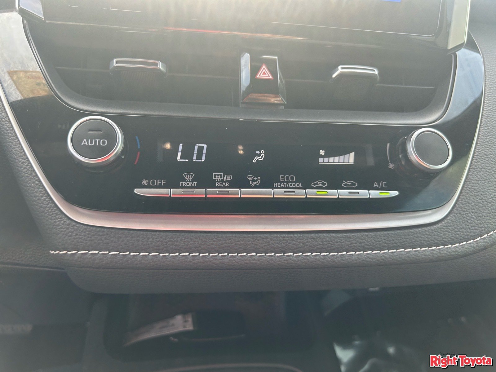Certified 2025 Toyota Corolla SE FWD image 25