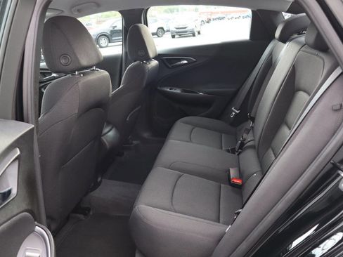 Used 2023 Chevrolet Malibu LS FWD image 4