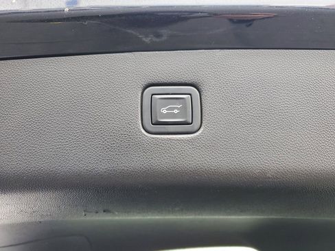 Used 2020 Chevrolet Blazer LT image 30