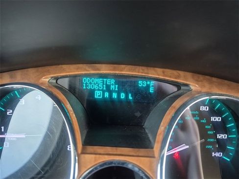 Used 2011 Buick Enclave CX image 12