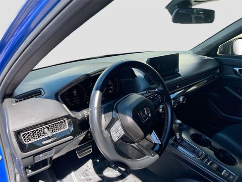 Used 2024 Honda Civic Sport image 9