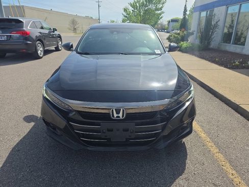 Used 2022 Honda Accord Sport image 9