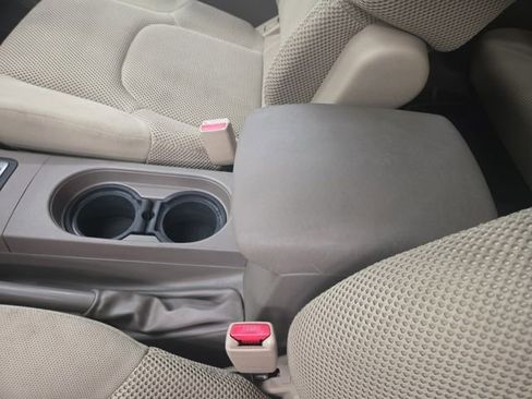 Used 2012 Nissan Frontier SV image 53
