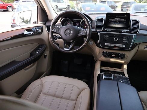 Used 2018 Mercedes-Benz GLE 350 4MATIC image 26