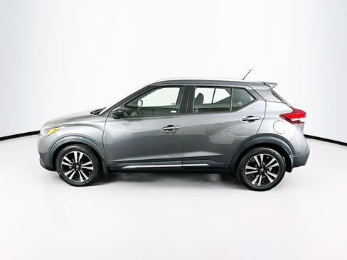 Used 2020 Nissan Kicks SR FWD image 4
