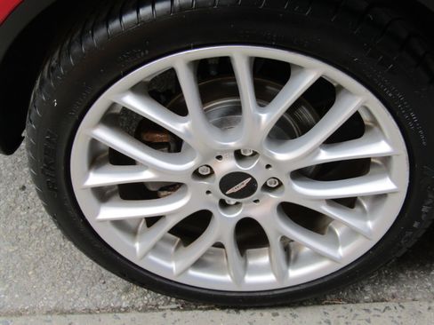 Used 2010 MINI Cooper Clubman S image 39