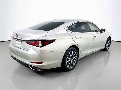 Used 2023 Lexus ES 350 image 5