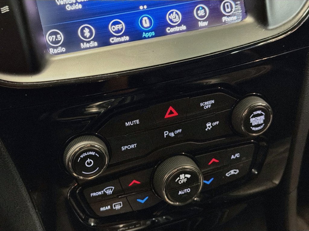 Used 2018 Chrysler 300 S w/ 300S Premium Group AWD/4WD image 18