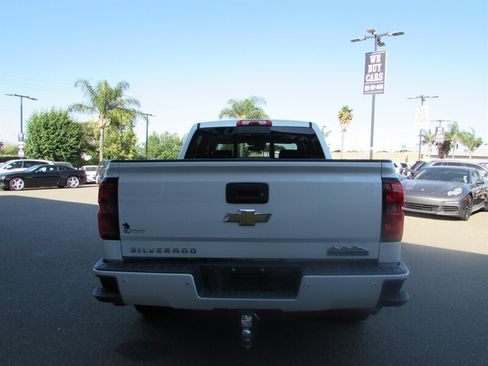 Used 2014 Chevrolet Silverado 1500 High Country w/ High Country Premium Package AWD/4WD image 6
