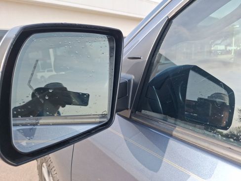 Used 2018 Toyota Sequoia Limited w/ Safety & Convenience Package image 13