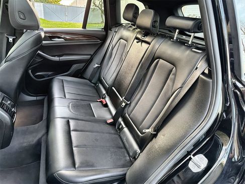 Used 2024 BMW X3 xDrive30i w/ Premium Essential Package image 25