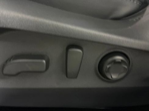 Certified 2025 Subaru Outback Limited w/ Popular Package #2 image 17