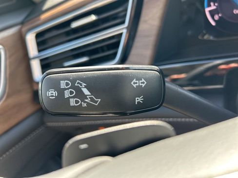 New 2026 Volkswagen Atlas SE image 23