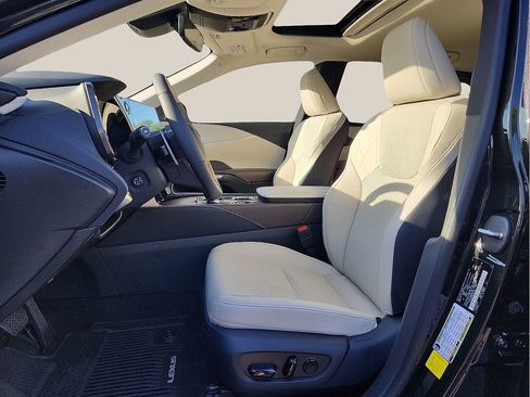 Used 2024 Lexus RX 350 Premium w/ Accessory Package (P1) AWD/4WD image 5