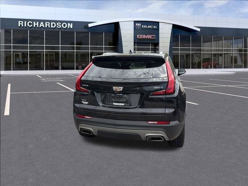 Used 2022 Cadillac XT4 Premium Luxury w/ Enhanced Visibility Package AWD/4WD image 15