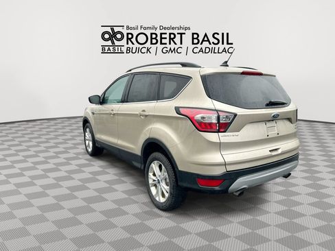 Used 2018 Ford Escape SE w/ SE Sync 3 Package AWD/4WD image 6