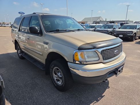 Used 2000 Ford Expedition XLT AWD/4WD image 6