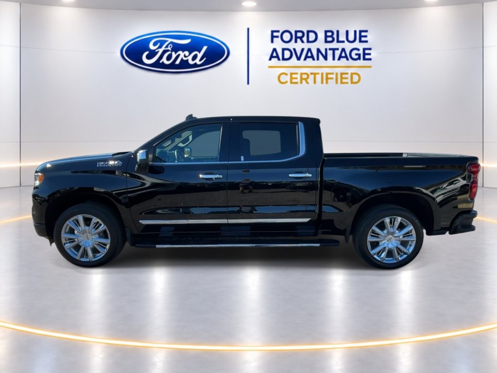 Used 2023 Chevrolet Silverado 1500 High Country w/ High Country Premium Package AWD/4WD image 6