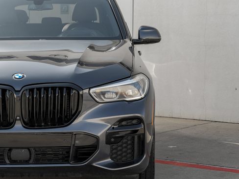 Used 2022 BMW X5 xDrive40i w/ M Sport Package AWD/4WD image 60