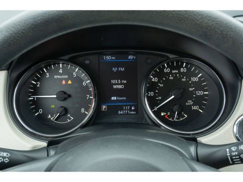 Used 2020 Nissan Rogue Sport SV image 19