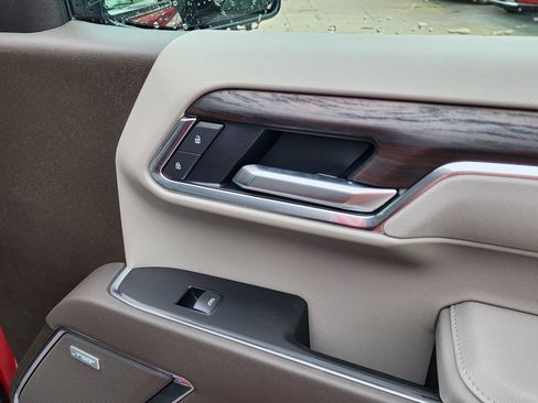 New 2026 GMC Sierra 1500 SLT image 37