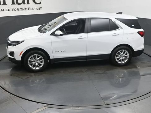 Used 2024 Chevrolet Equinox LT AWD/4WD image 57