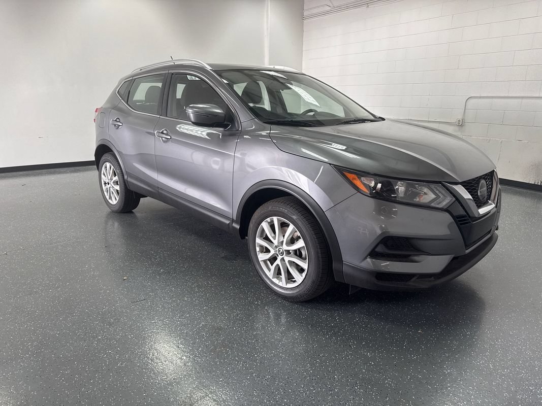 Used 2020 Nissan Rogue Sport SV AWD/4WD image 2