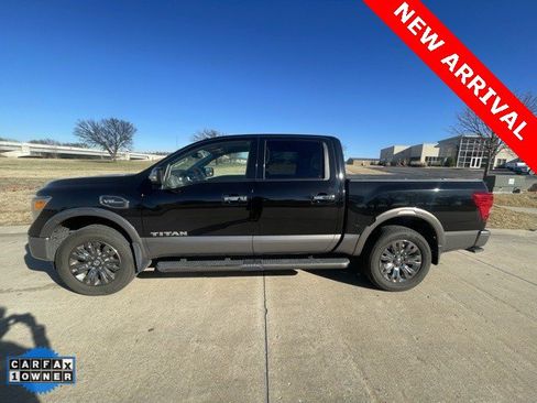 Used 2017 Nissan Titan Platinum Reserve image 6