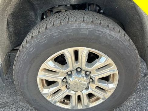 Used 2022 GMC Sierra 2500 Denali AWD/4WD image 3