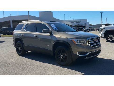 Used 2019 GMC Acadia SLT image 2