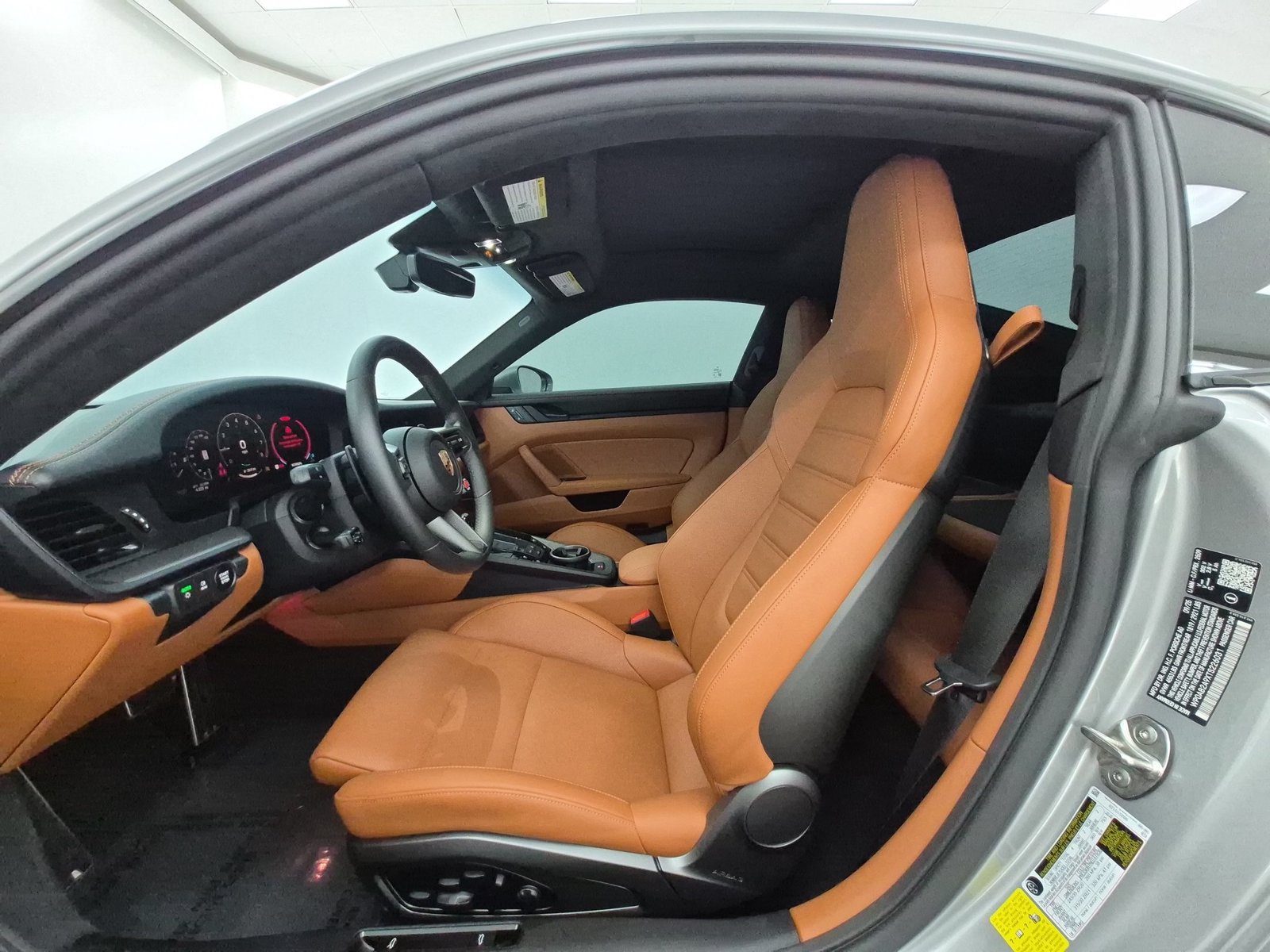 Used 2026 Porsche 911 Carrera 4 GTS AWD/4WD image 5
