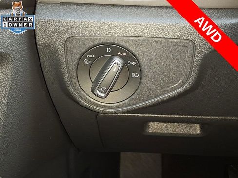 Used 2022 Volkswagen Atlas Cross Sport SE AWD/4WD image 19