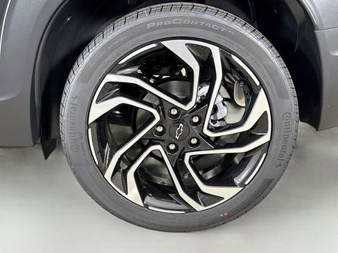 New 2026 Chevrolet TrailBlazer RS w/ Convenience Package FWD image 32