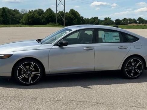 New 2026 Honda Accord SE image 5