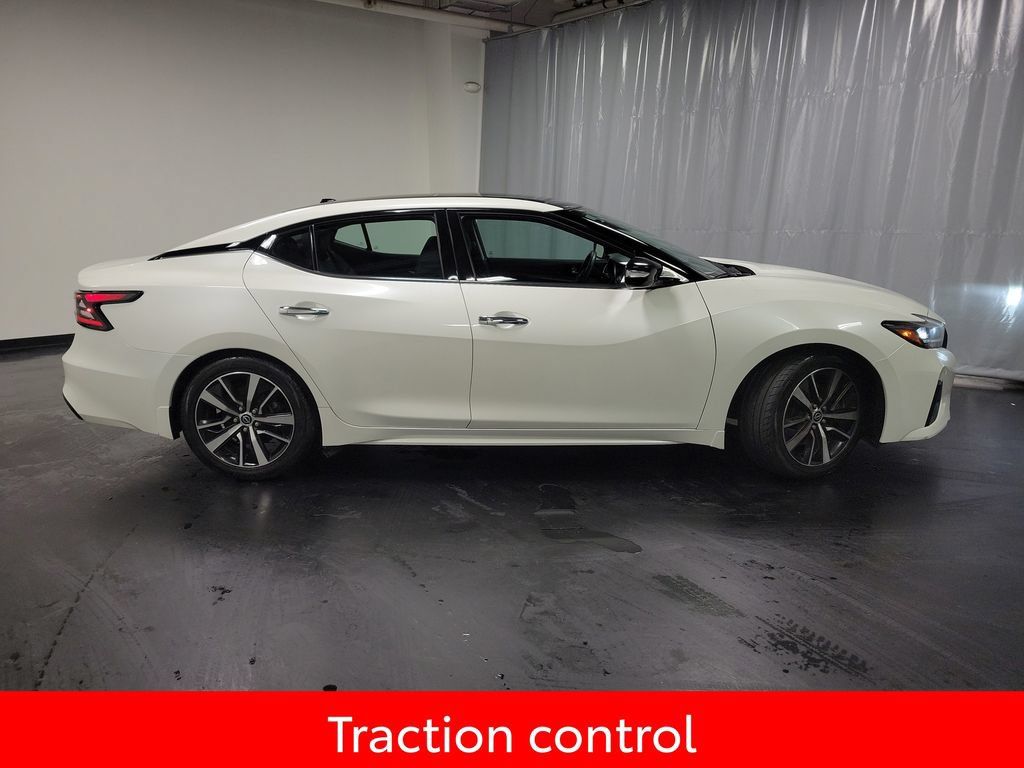 Used 2023 Nissan Maxima SL FWD image 9