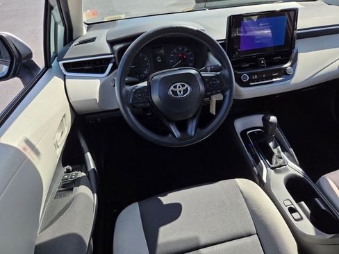 Certified 2025 Toyota Corolla LE image 6