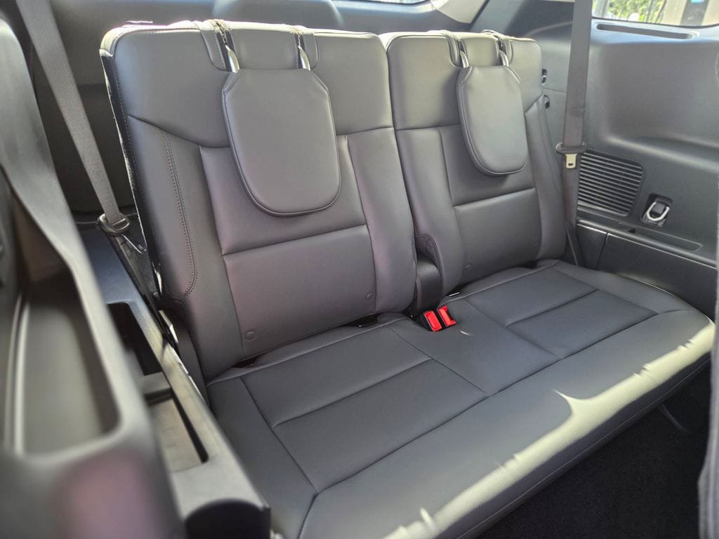 New 2026 Ford Explorer Active w/ Active Comfort Package RWD image 13