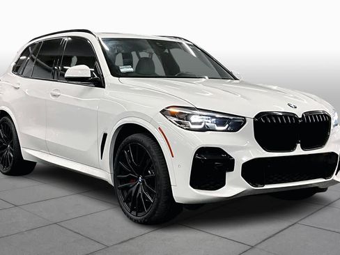 Used 2023 BMW X5 sDrive40i w/ M Sport Package image 2