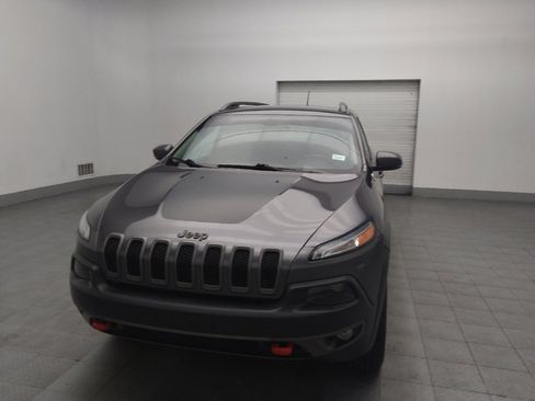 Used 2018 Jeep Cherokee Trailhawk image 15
