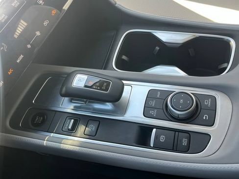 Certified 2026 INFINITI QX60 Luxe w/ Cargo Package FWD image 18