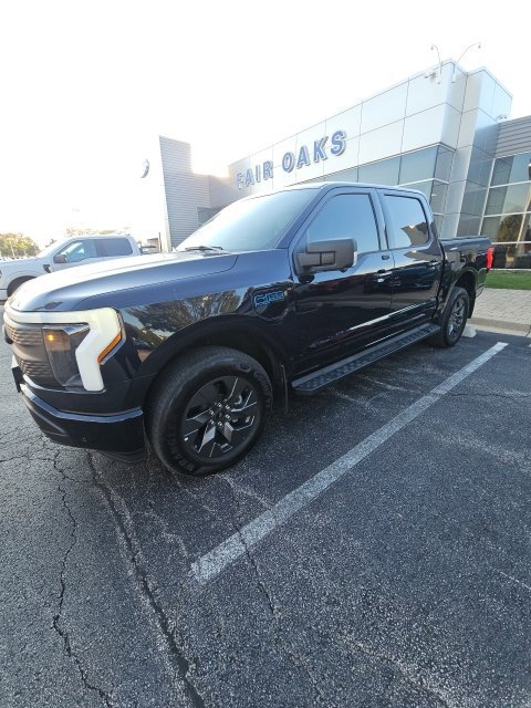 Used 2025 Ford F150 Lightning Flash AWD/4WD image 1