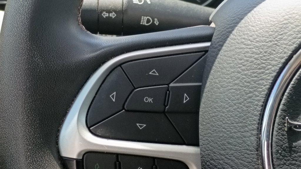 Used 2021 Jeep Compass Latitude AWD/4WD image 25