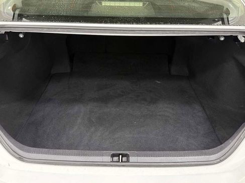 Certified 2018 Toyota Camry LE image 26