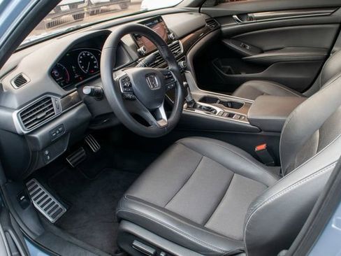 Used 2021 Honda Accord Sport image 12