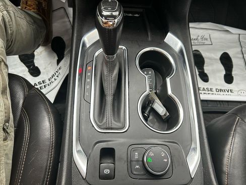 Used 2019 Chevrolet Traverse Premier w/ Redline Edition image 30