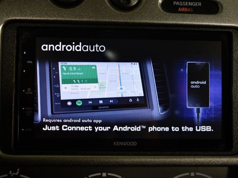 Used 2005 Pontiac Vibe image 30