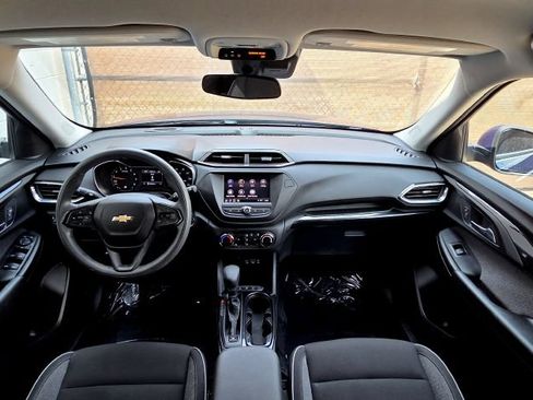 Used 2021 Chevrolet TrailBlazer LT w/ Driver Confidence Package AWD/4WD image 13